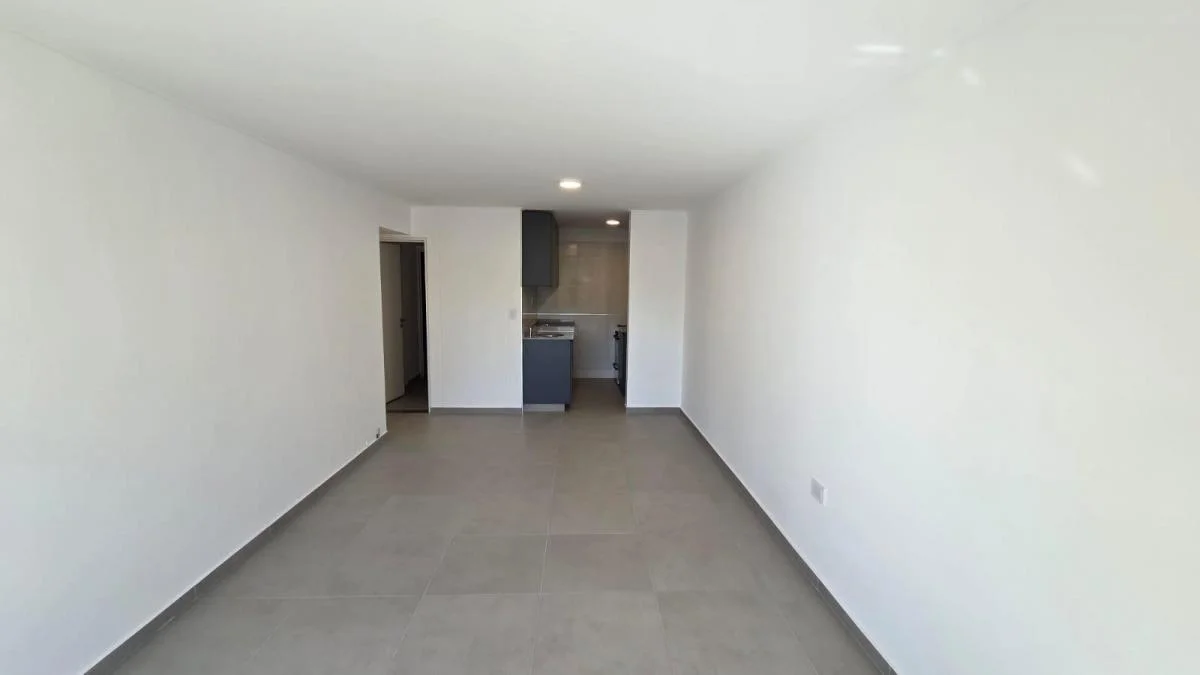 Imagen de la propiedad 3 ambientes ZP 2164681