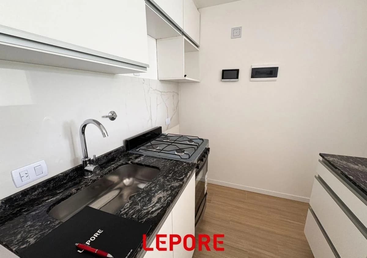 Imagen de la propiedad Av. Entre Ríos 2162 – 1 ambiente – Ref. 2161190