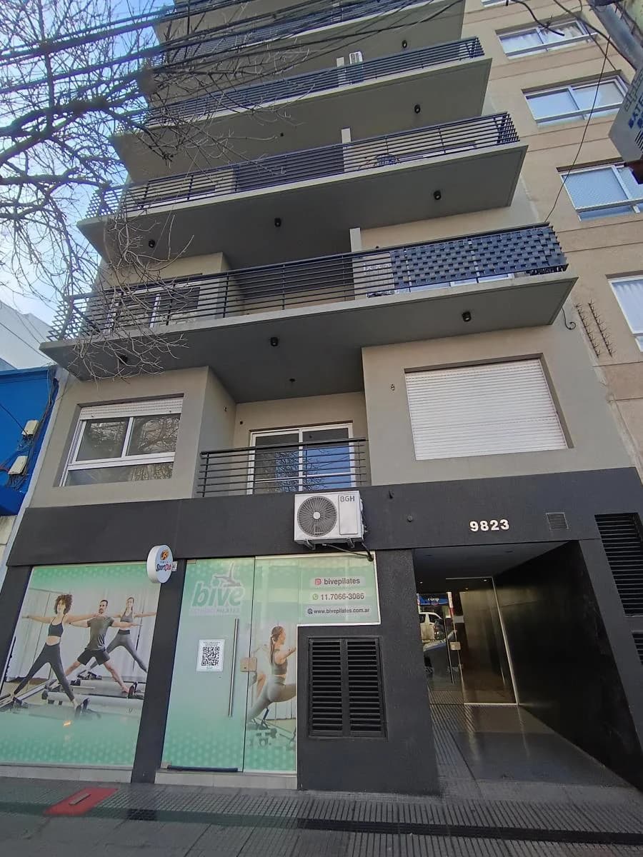Imagen del emprendimiento Av. Rivadavia 9823, Capital Federal