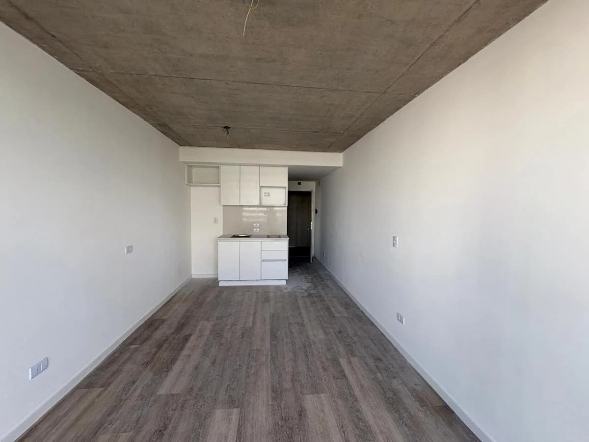 Imagen de la propiedad 1 ambientes ZP 2165259