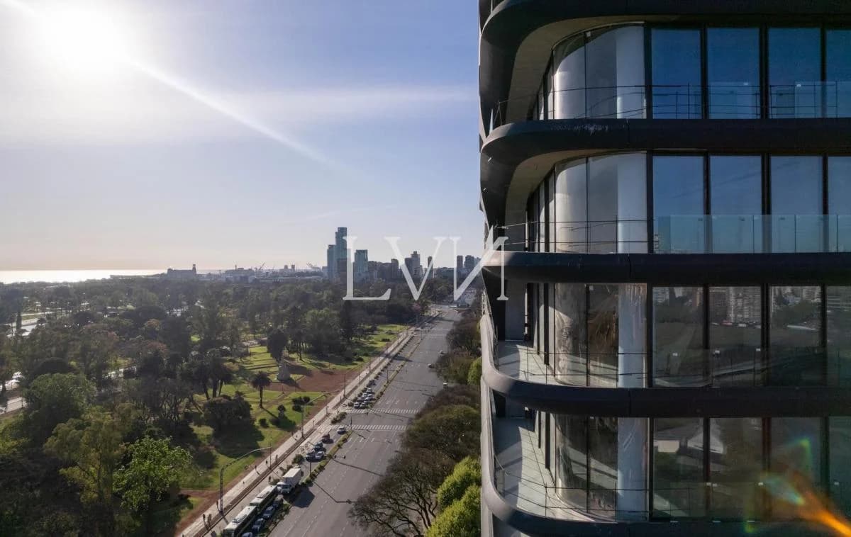 Imagen de la propiedad L'Avenue Libertador – 5 ambientes – Vista al Rosedal e Hipódromo – Ref. 2169841