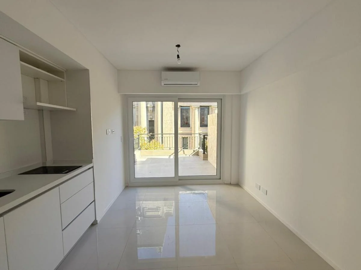 Imagen de la propiedad 1 ambientes ZP 2159160