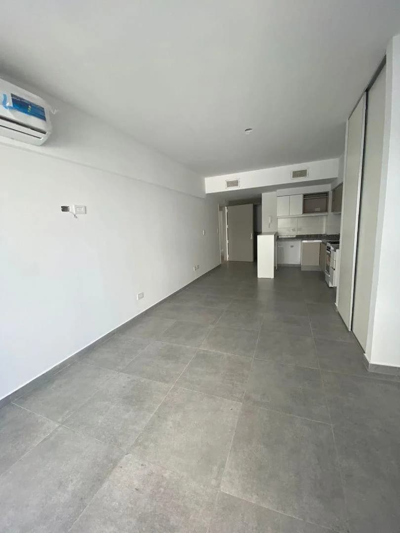 Imagen de la propiedad 1 ambientes ZP 2160354