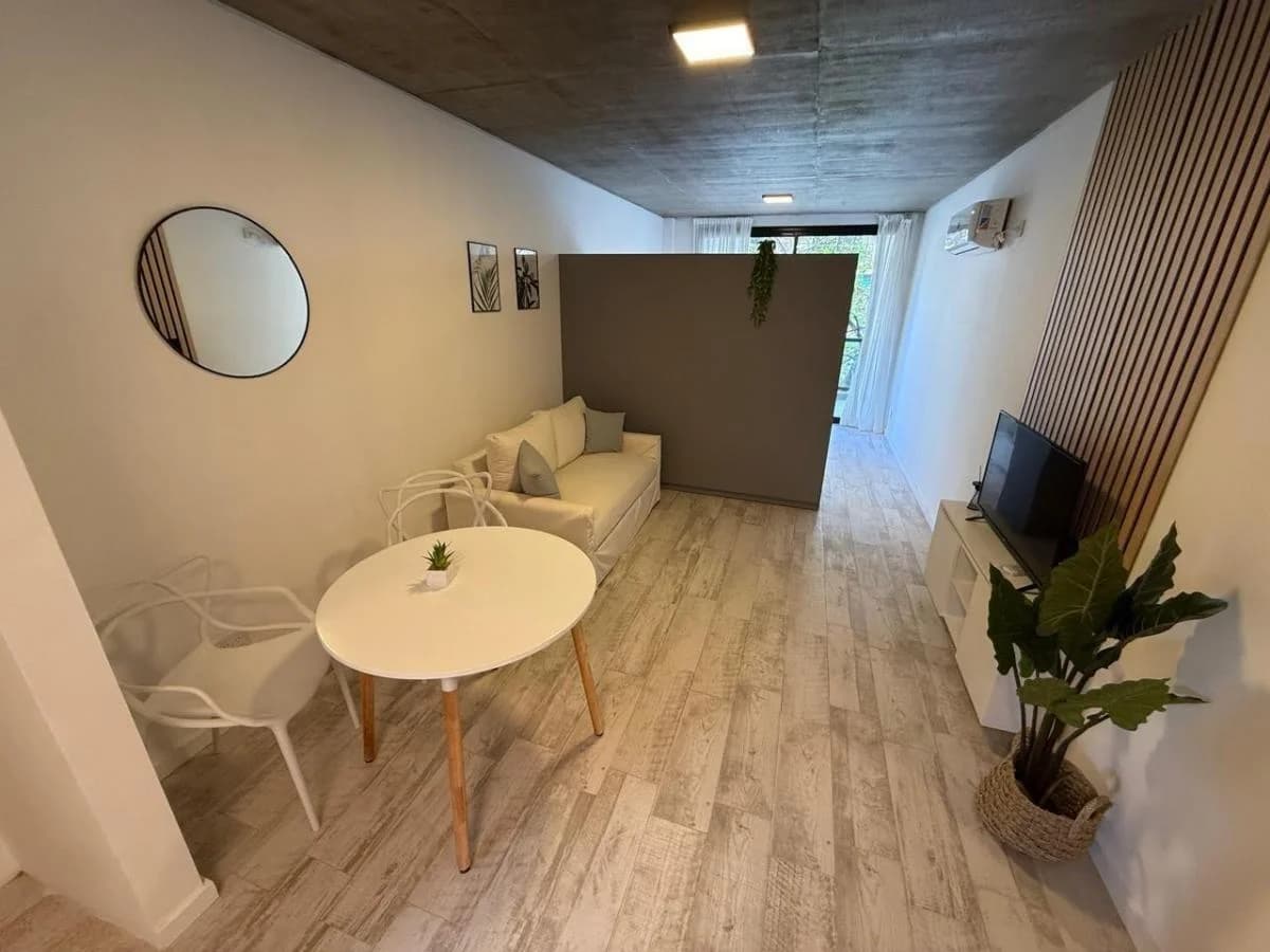 Imagen de la propiedad 1 ambientes ZP 2160997