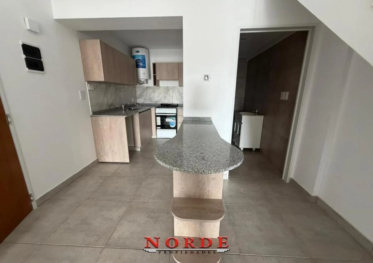Imagen de la propiedad 3 ambientes ZP 2209884
