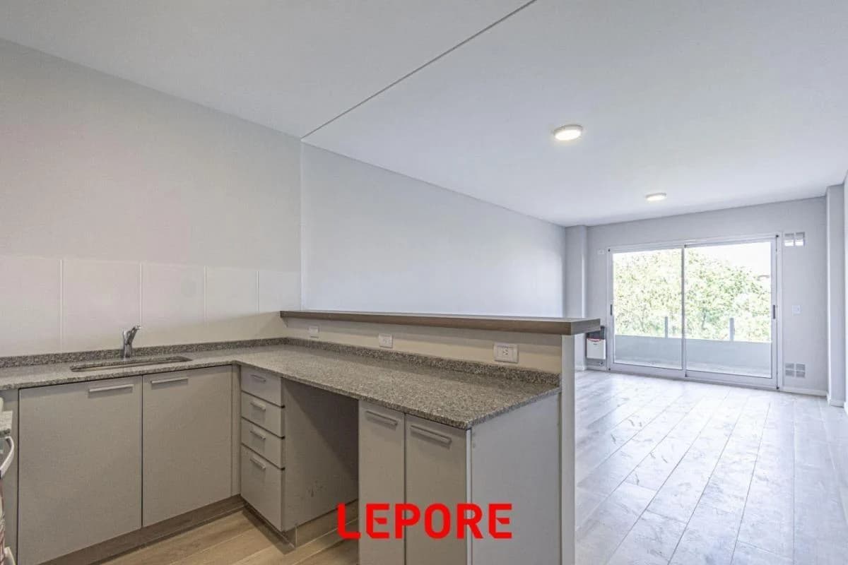 Imagen de la propiedad Av. Jujuy 645 – 1 ambiente – Ref. 2370787