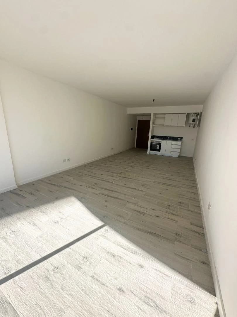 Imagen de la propiedad 1 ambientes ZP 2163760