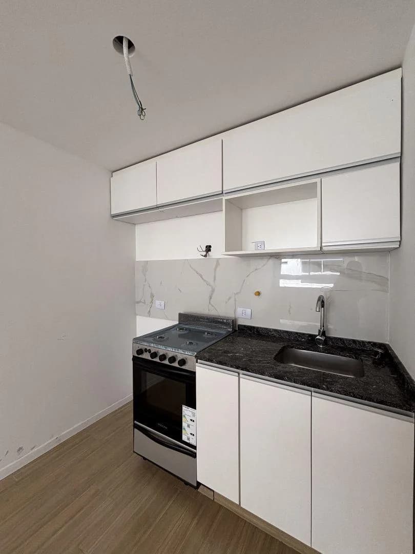 Imagen de la propiedad Av. Entre Ríos 2162 – 1 ambiente – Ref. 2161192