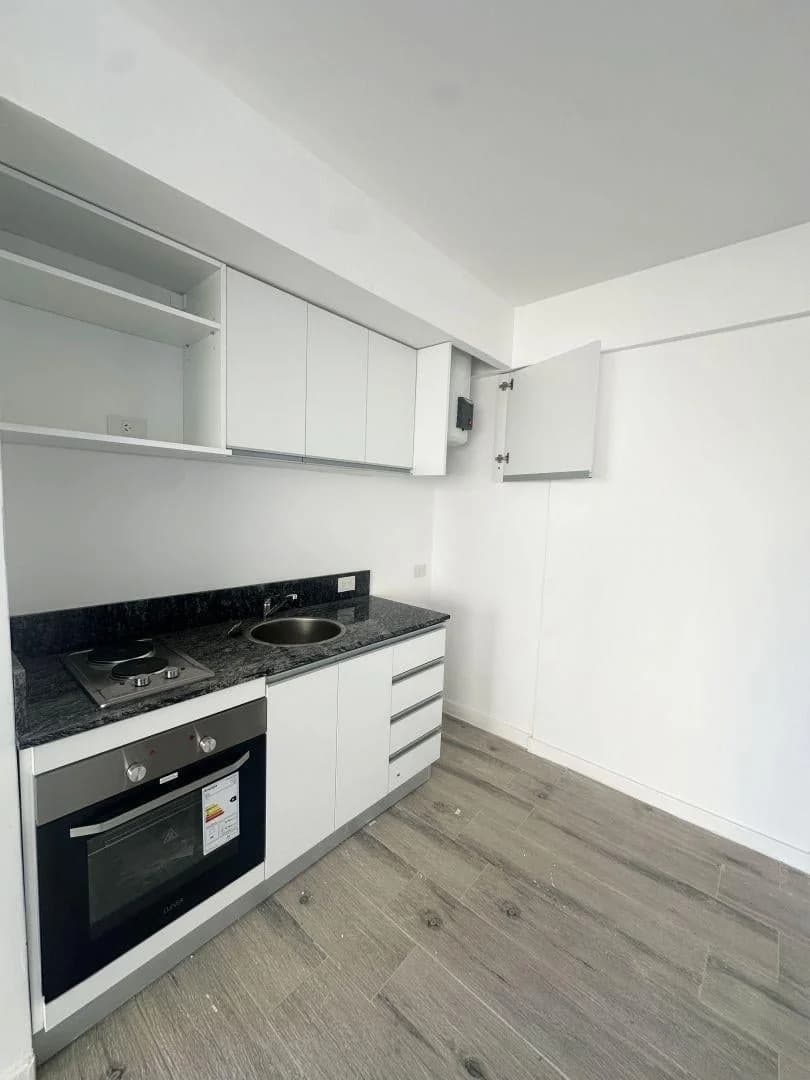 Imagen de la propiedad 1 ambientes ZP 2163763
