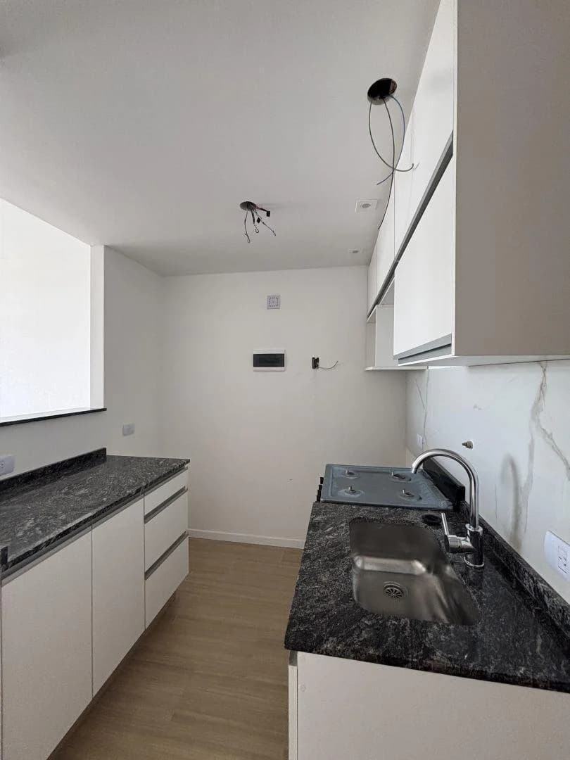 Imagen de la propiedad Av. Entre Ríos 2162 – 1 ambiente – Ref. 2161193