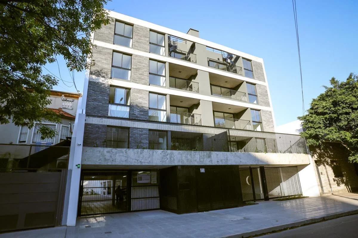 Imagen de la propiedad 4 ambientes ZP 2160236
