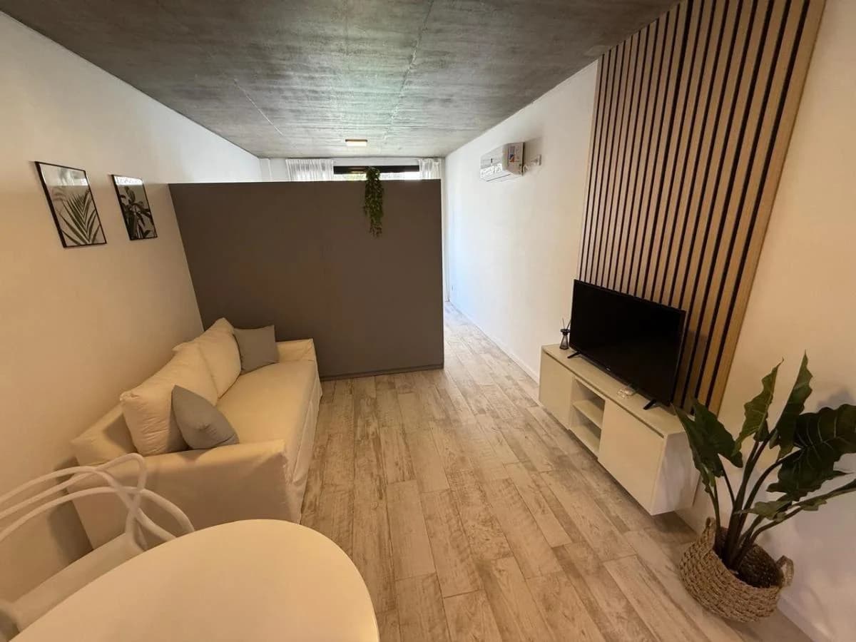 Imagen de la propiedad 1 ambientes ZP 2160990