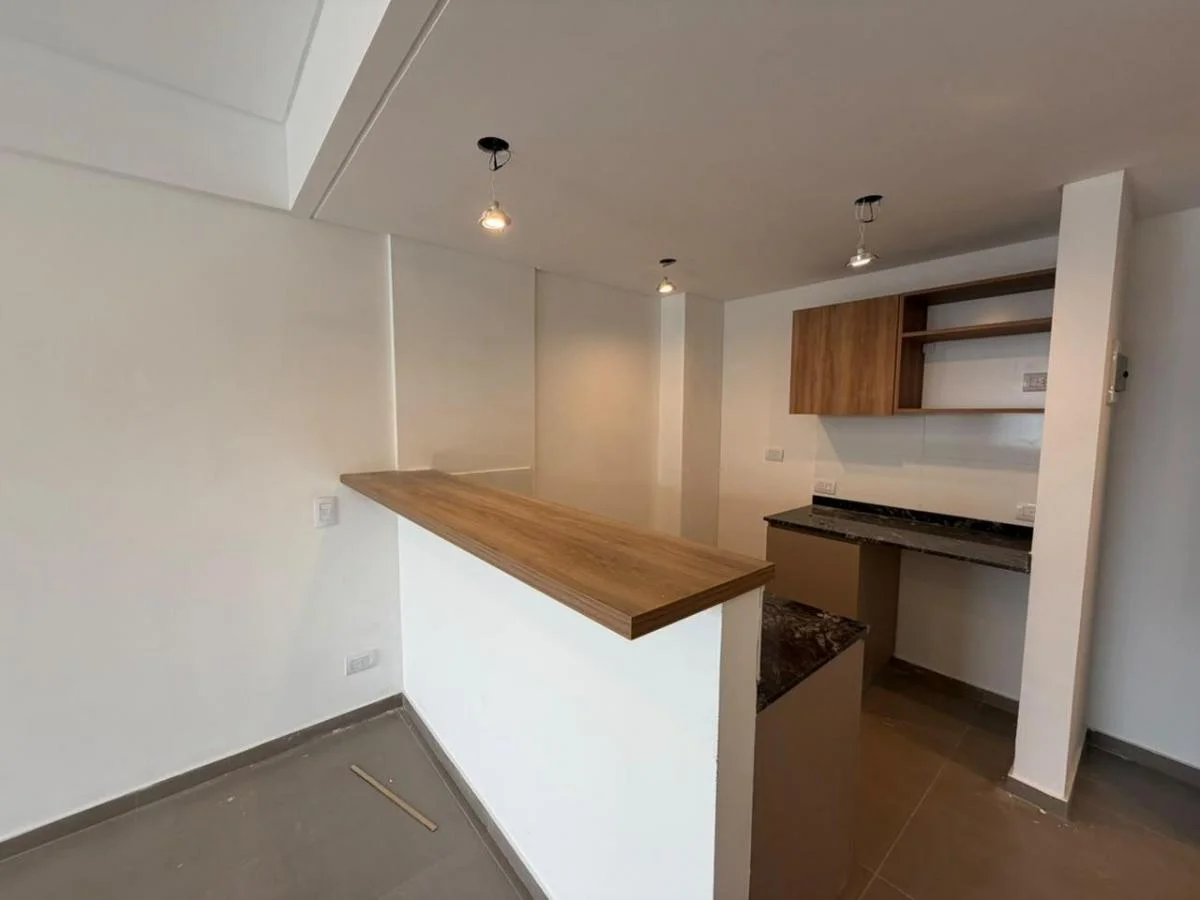 Imagen de la propiedad Martín Fierro 132 – Local comercial – Ref. 2403156