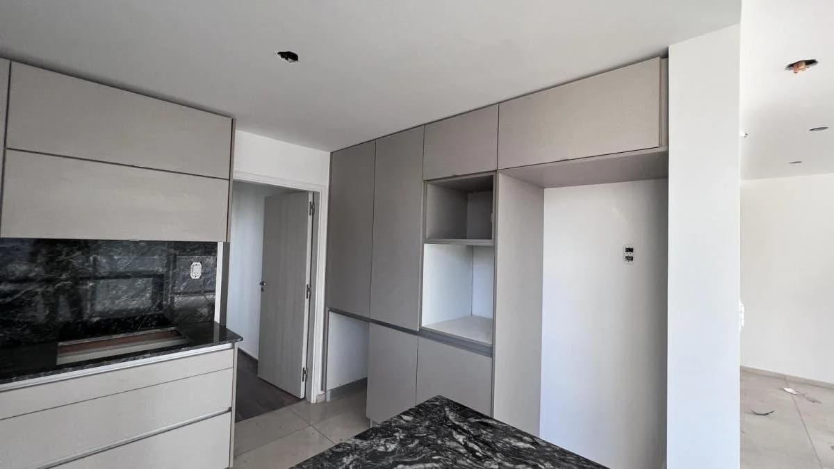 Imagen de la propiedad 4 ambientes ZP 2171663