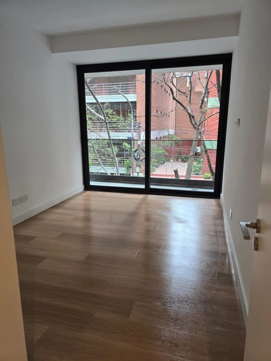 Imagen de la propiedad 4 ambientes ZP 2160200