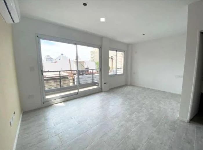 Imagen de la propiedad 1 ambientes ZP 2163377