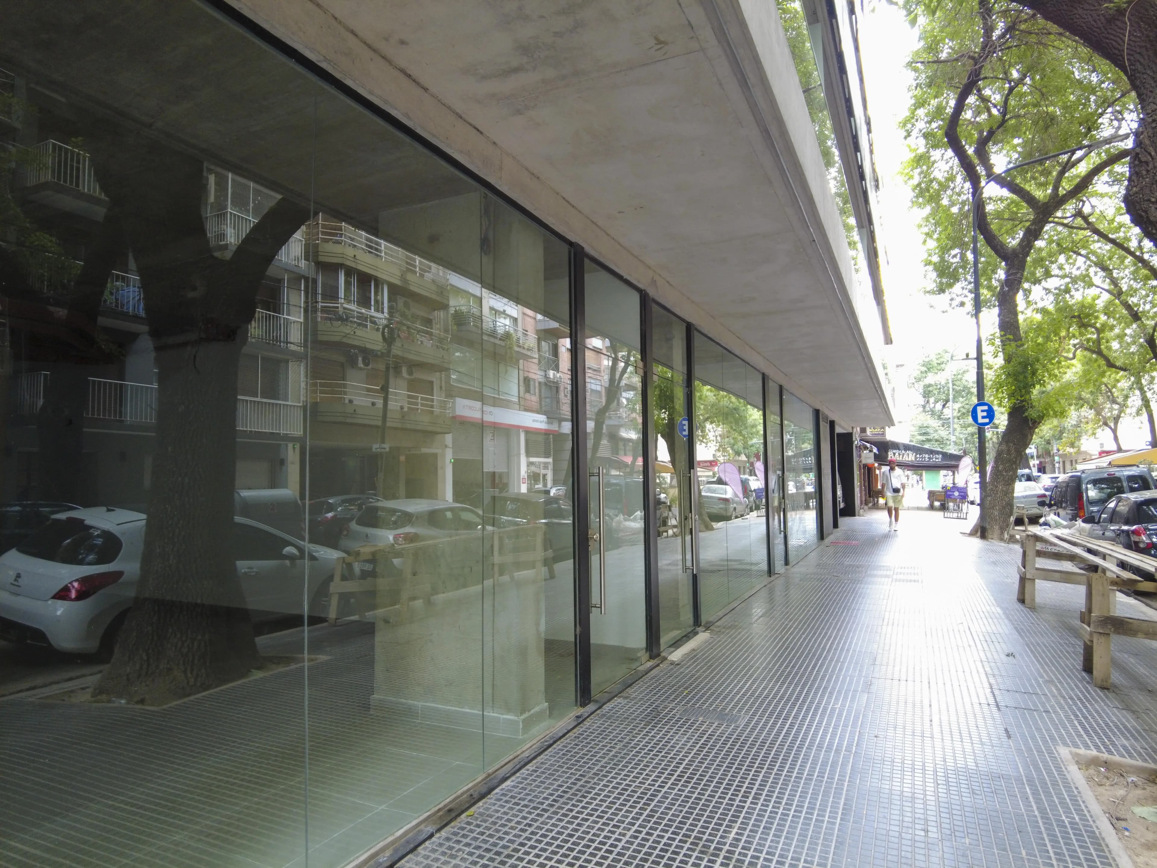 Imagen del emprendimiento BLACK ARCE - Arce 434