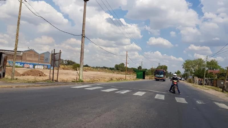 Imagen del emprendimiento Av. Monteverde (Ruta 4) esquina Figueroa., Almirante Brown
