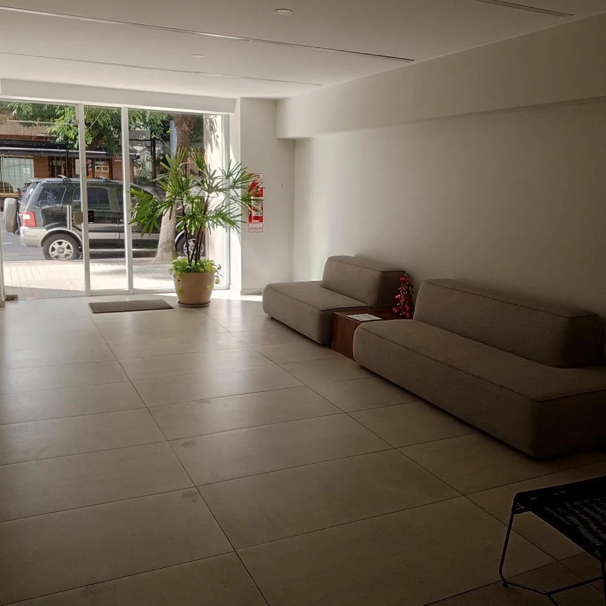 Imagen de la propiedad 1 ambientes ZP 2172893