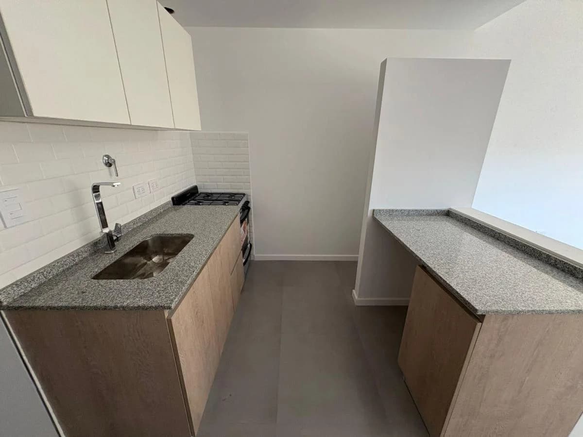 Imagen de la propiedad 2 ambientes ZP 2171165