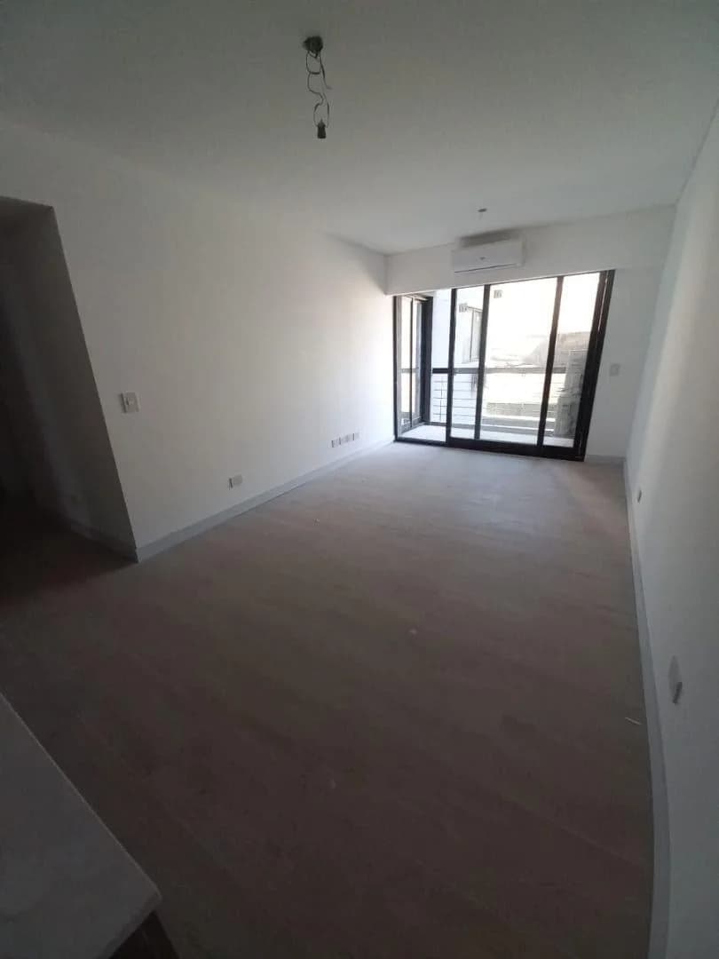Imagen de la propiedad 3 ambientes ZP 2163982