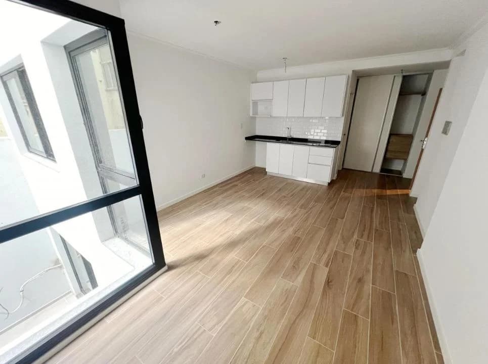 Imagen de la propiedad 1 ambientes ZP 2321861