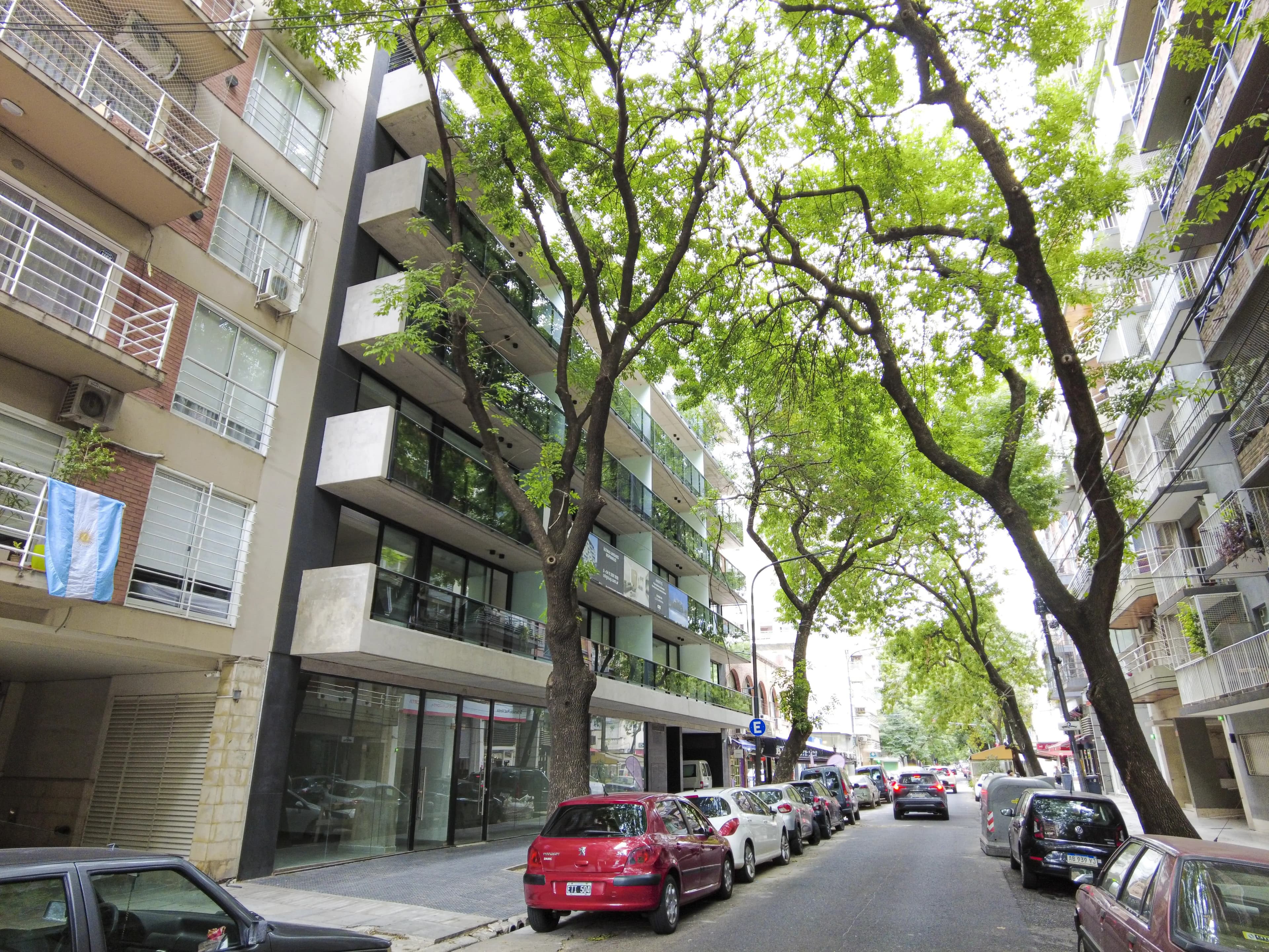 Imagen del emprendimiento BLACK ARCE - Arce 434