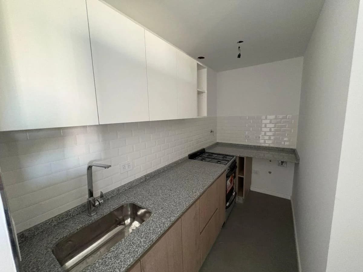 Imagen de la propiedad 2 ambientes ZP 2171173