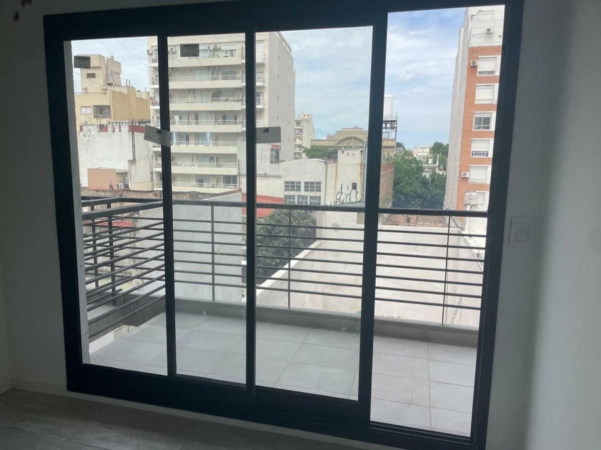 Imagen de la propiedad 3 ambientes ZP 2321706