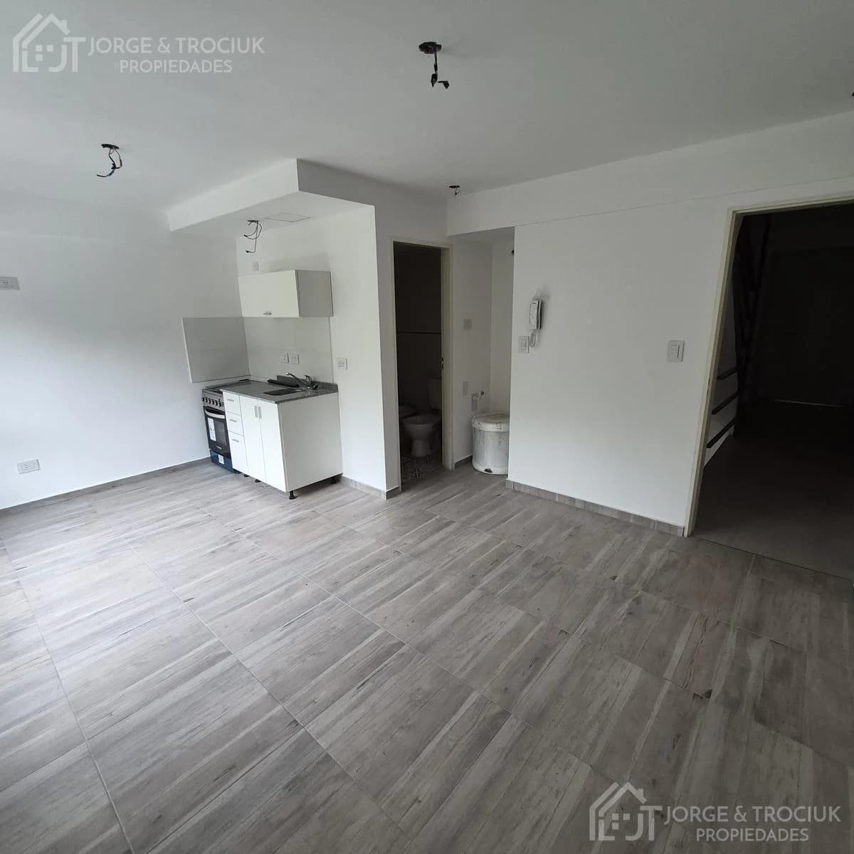 Imagen de la propiedad 1 ambientes ZP 2172718