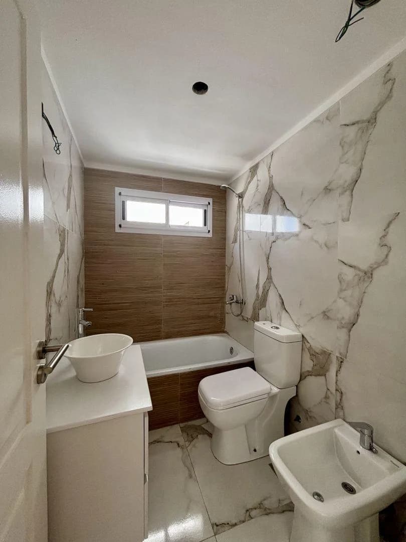 Imagen de la propiedad Av. Entre Ríos 2162 – 1 ambiente – Ref. 2161192