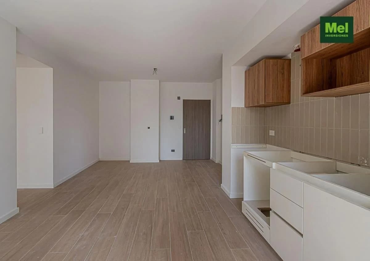 Imagen de la propiedad 3 ambientes ZP 2170282