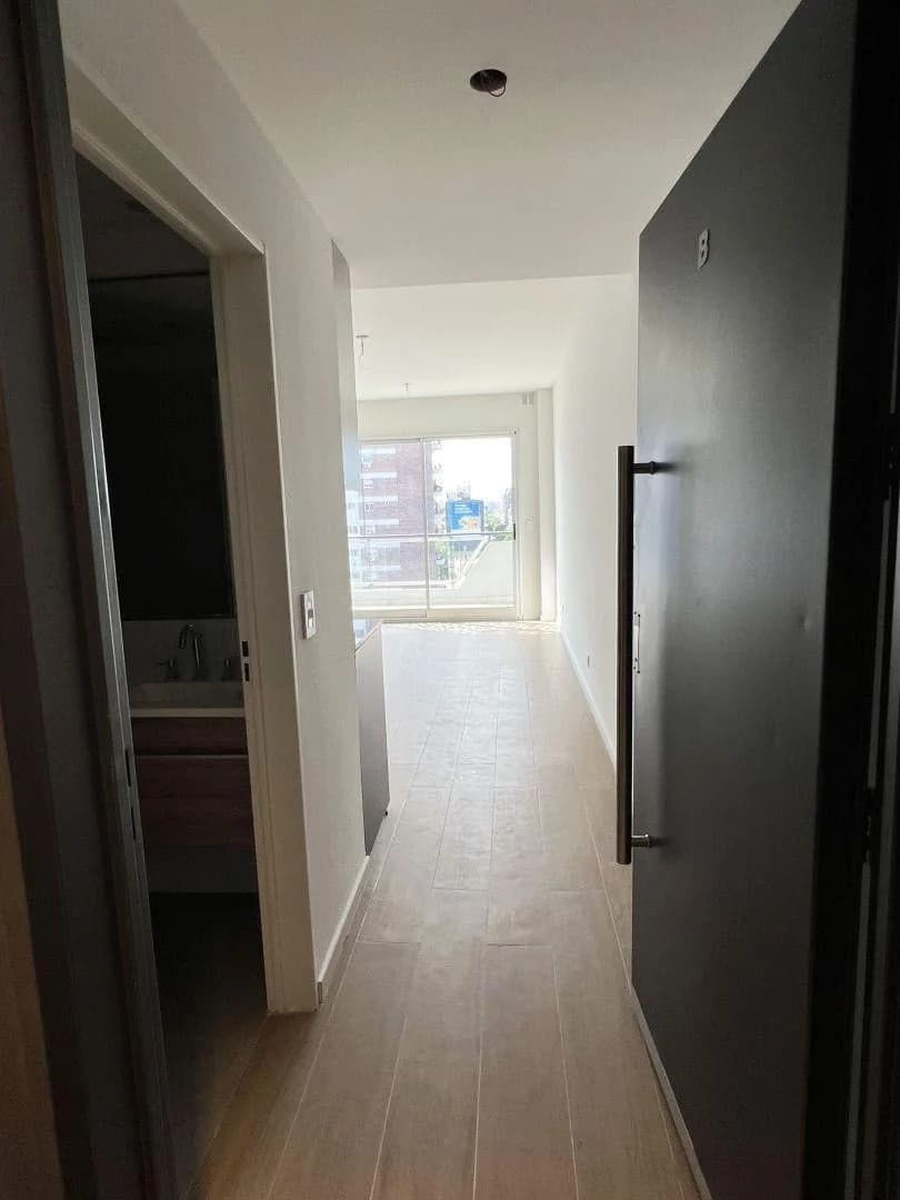 Imagen de la propiedad 1 ambientes ZP 2163513