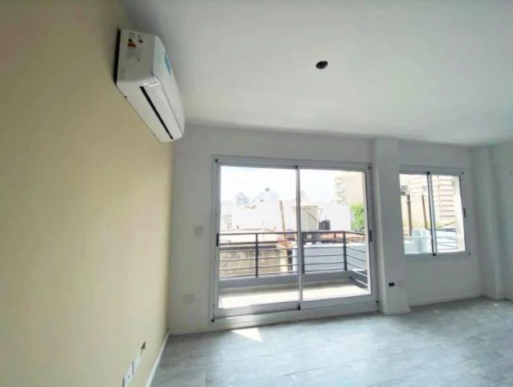 Imagen de la propiedad 1 ambientes ZP 2163377
