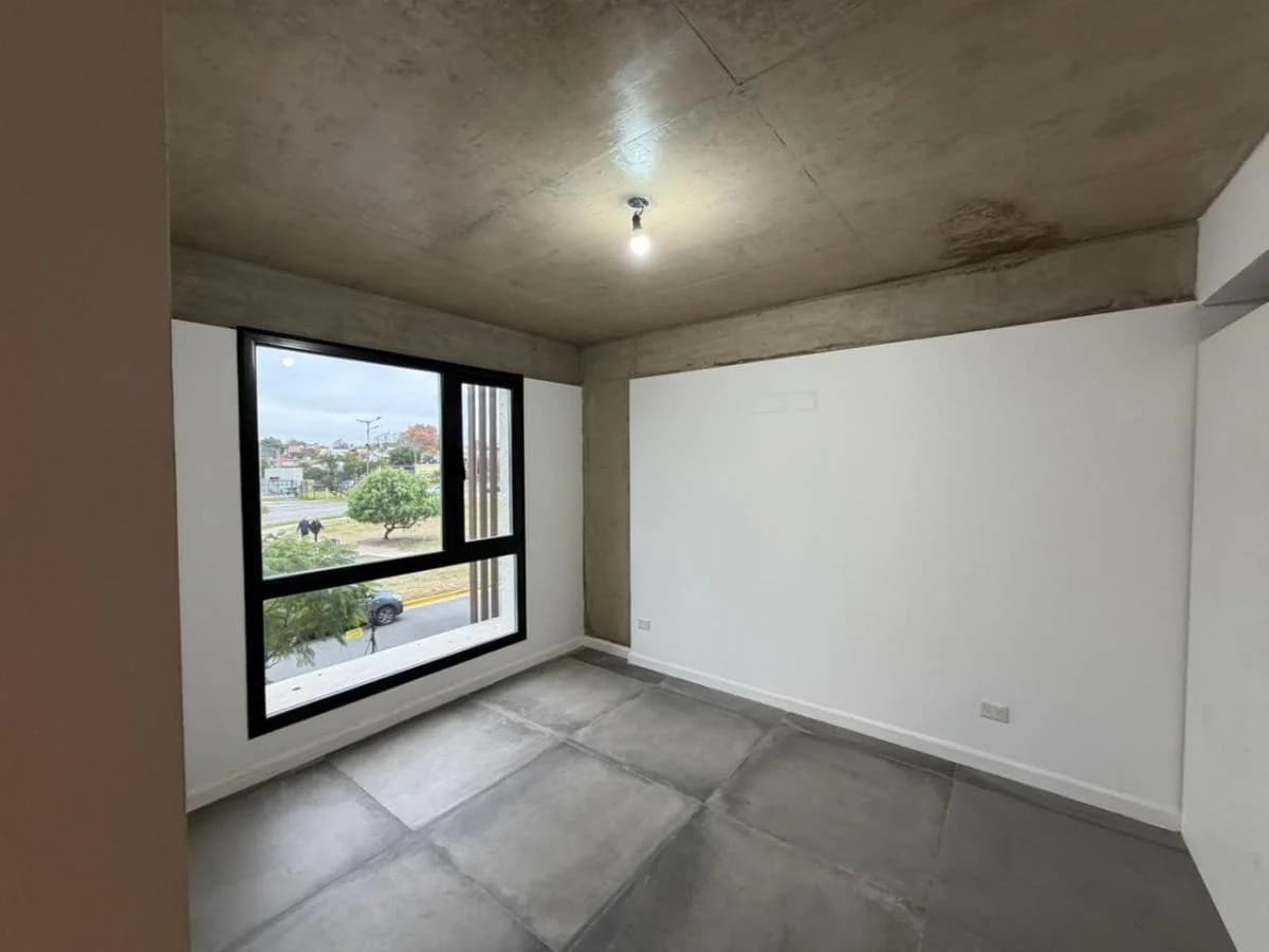Imagen de la propiedad 3 ambientes ZP 2156430