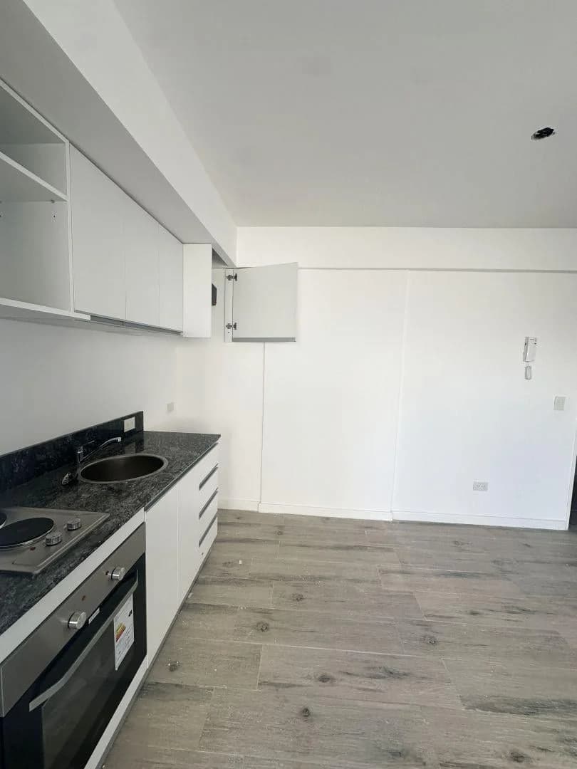 Imagen de la propiedad 1 ambientes ZP 2163763