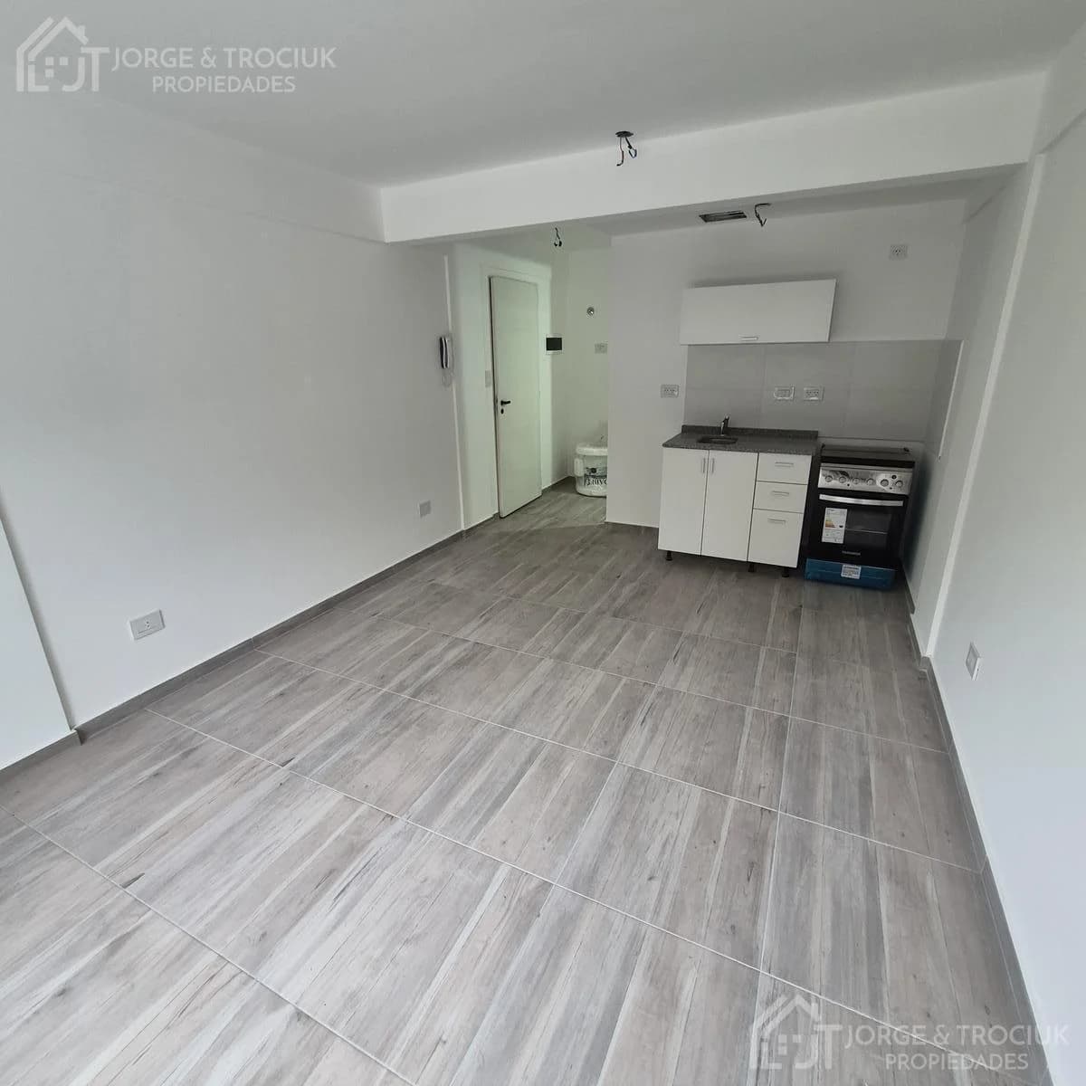 Imagen de la propiedad 1 ambientes ZP 2172719