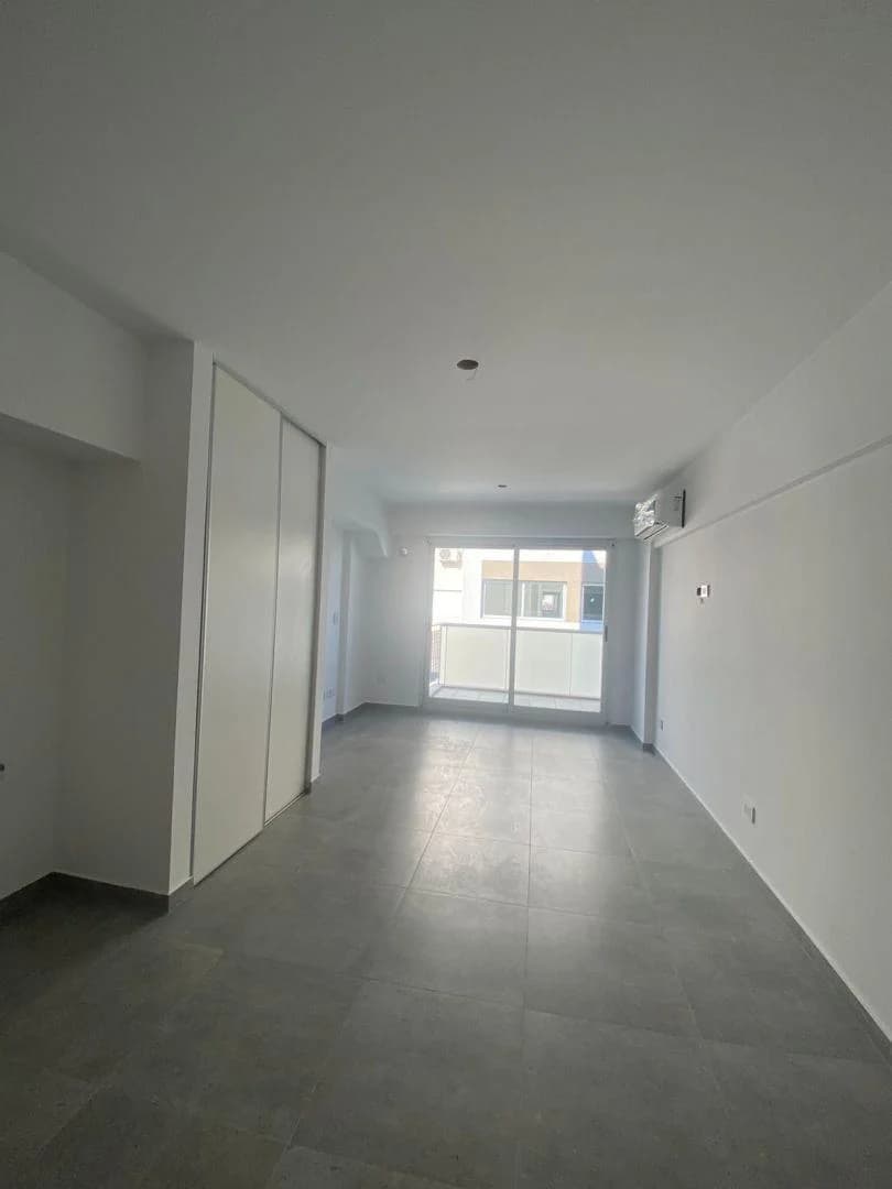 Imagen de la propiedad 1 ambientes ZP 2160354