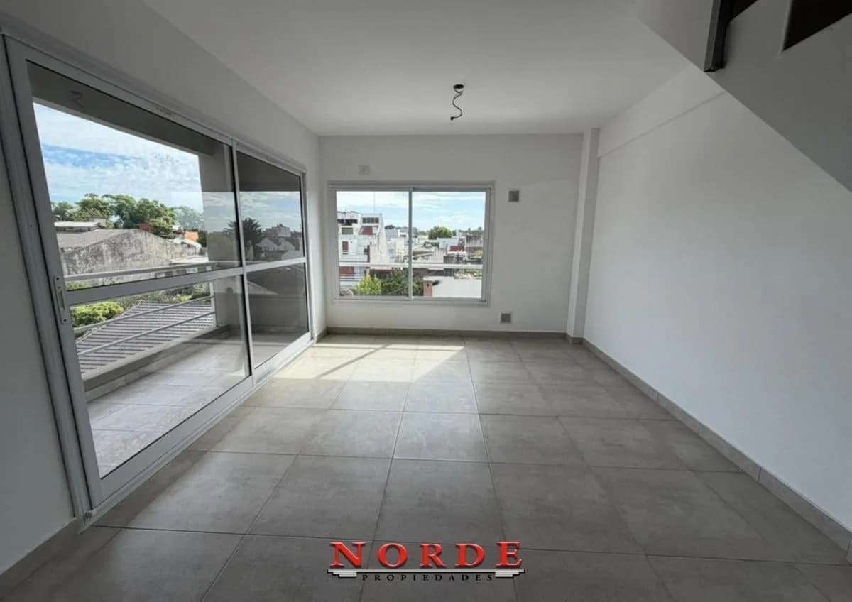 Imagen de la propiedad 3 ambientes ZP 2209889