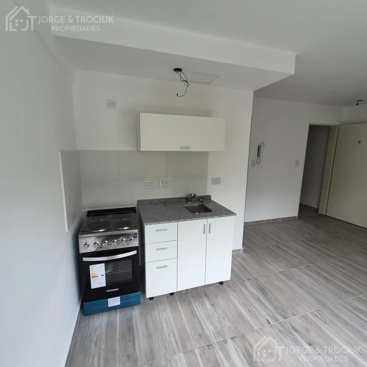 Imagen de la propiedad 1 ambientes ZP 2172718