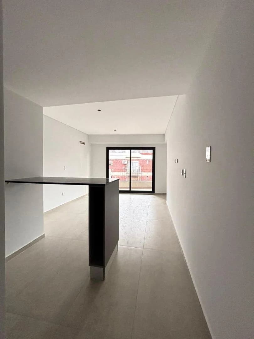 Imagen de la propiedad 1 ambientes ZP 2159150