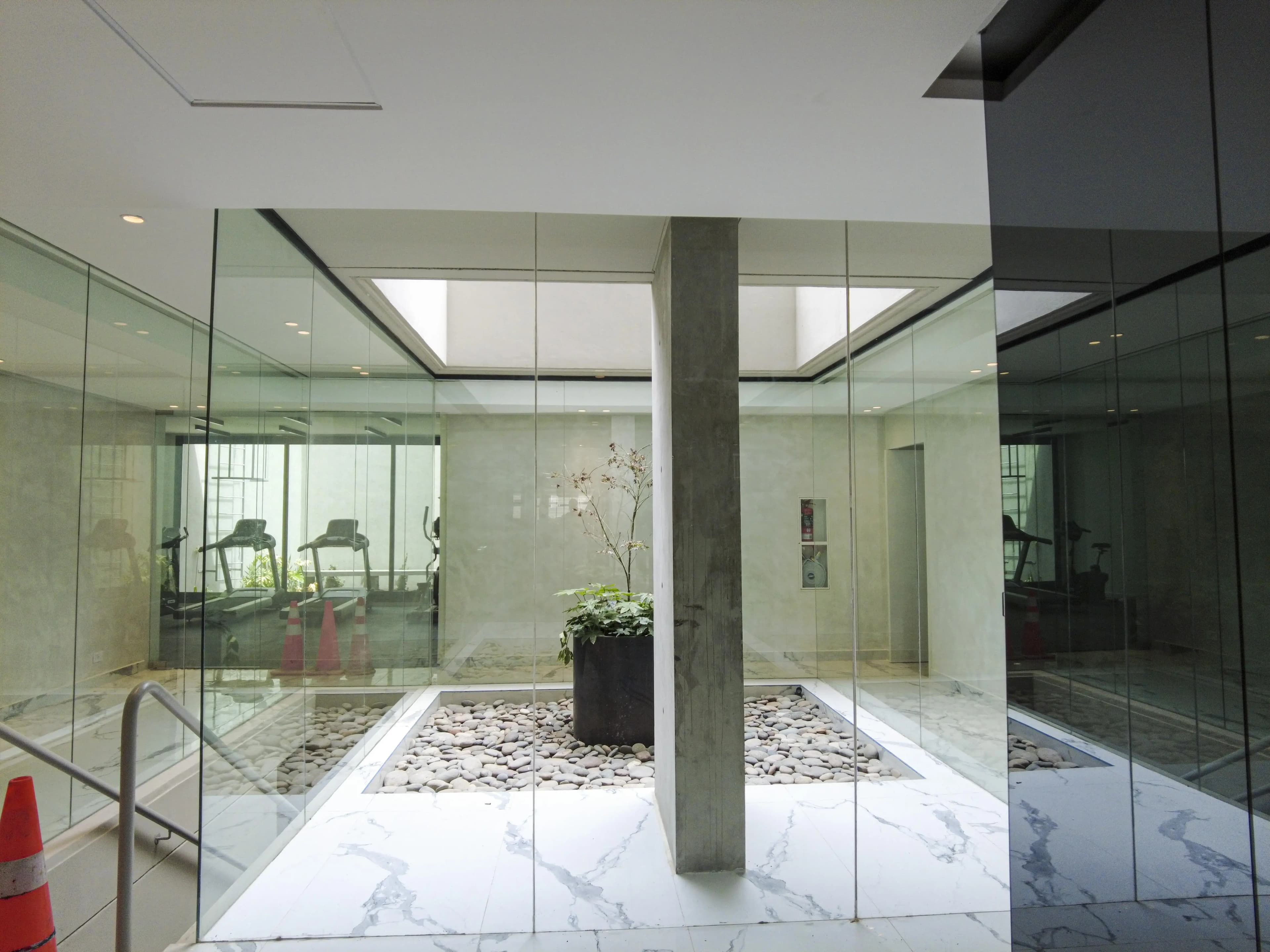 Imagen del emprendimiento BLACK ARCE - Arce 434