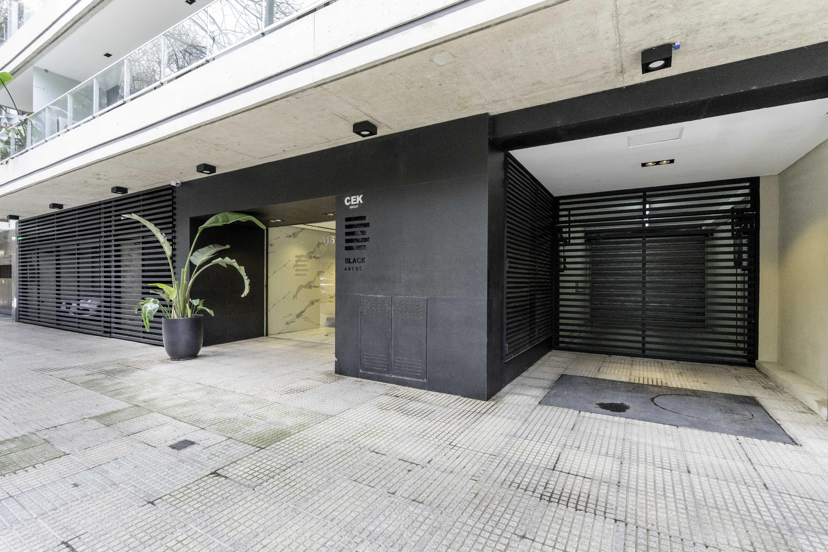 Imagen del emprendimiento BLACK ARCOS - Arcos 1179