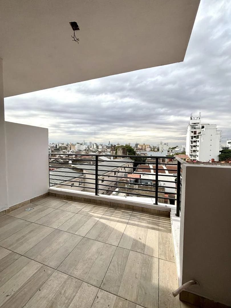 Imagen de la propiedad Av. Entre Ríos 2162 – 1 ambiente – Ref. 2161195