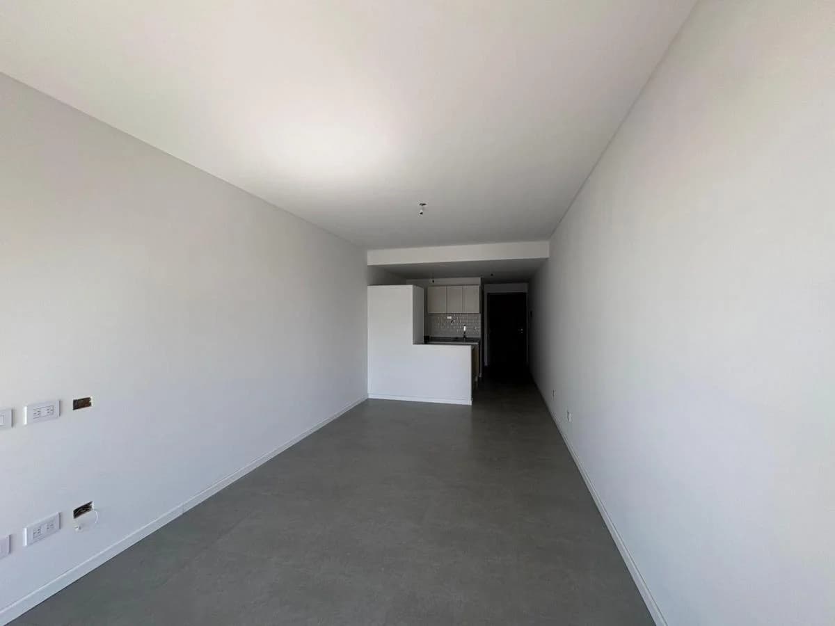 Imagen de la propiedad 1 ambientes ZP 2171171