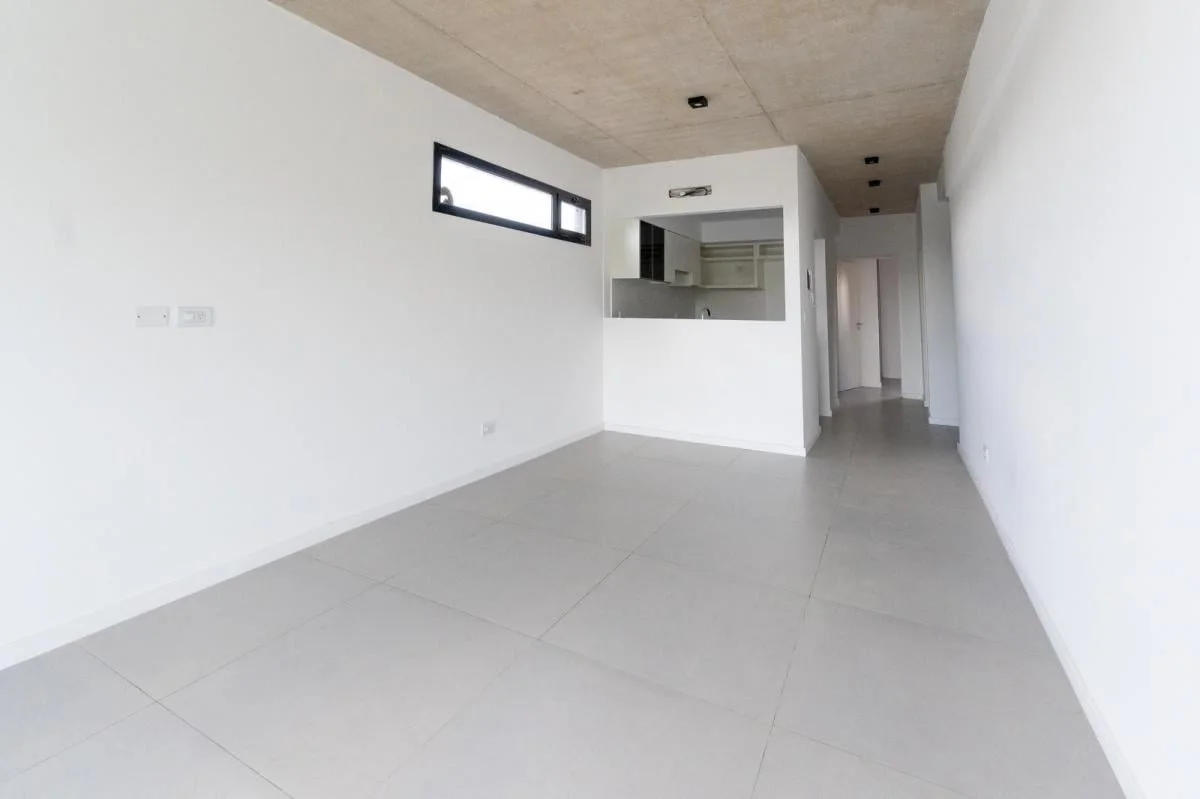 Imagen de la propiedad 3 ambientes ZP 2171363