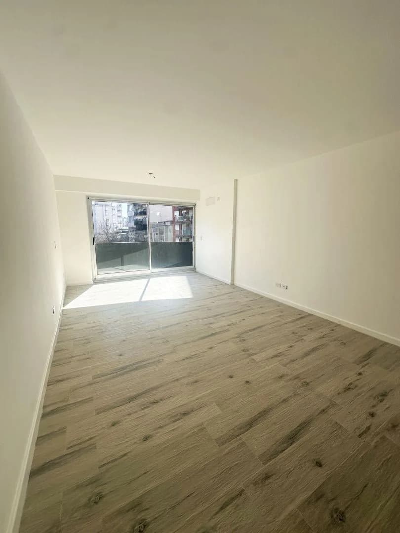 Imagen de la propiedad 1 ambientes ZP 2163759