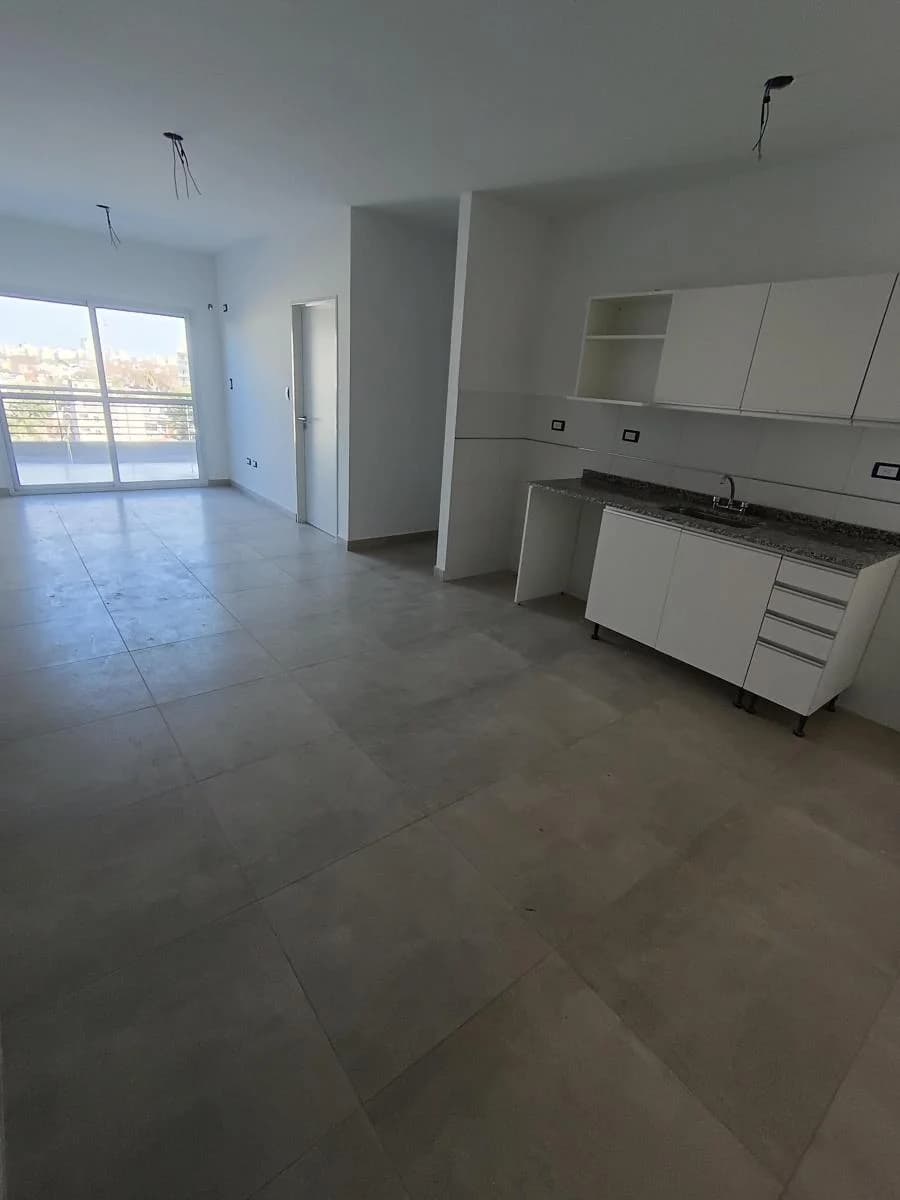 Imagen de la propiedad 2 ambientes ZP 2295182