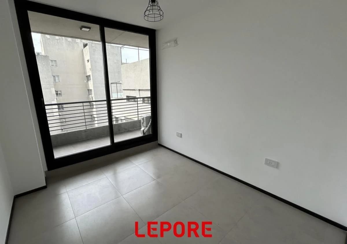 Imagen de la propiedad 3 ambientes ZP 2163778