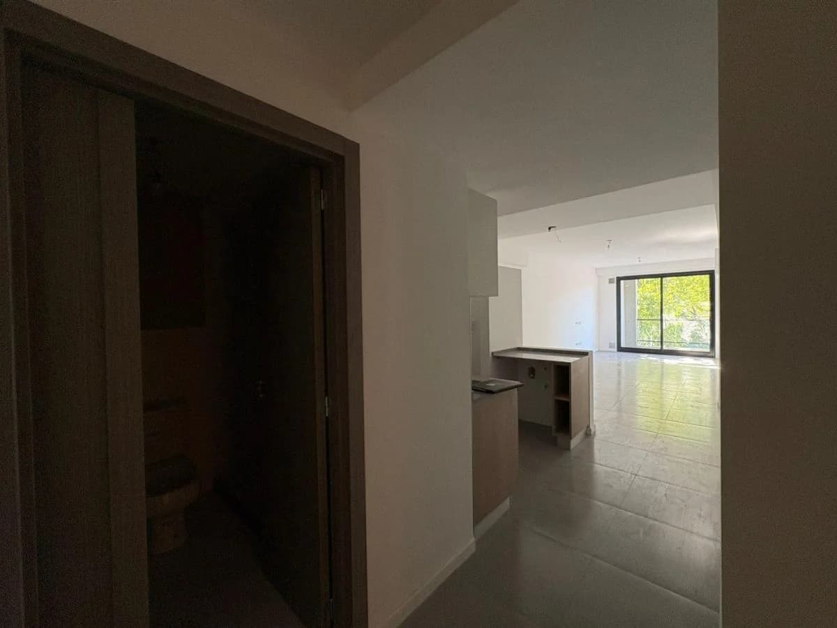 Imagen de la propiedad 1 ambientes ZP 2171146